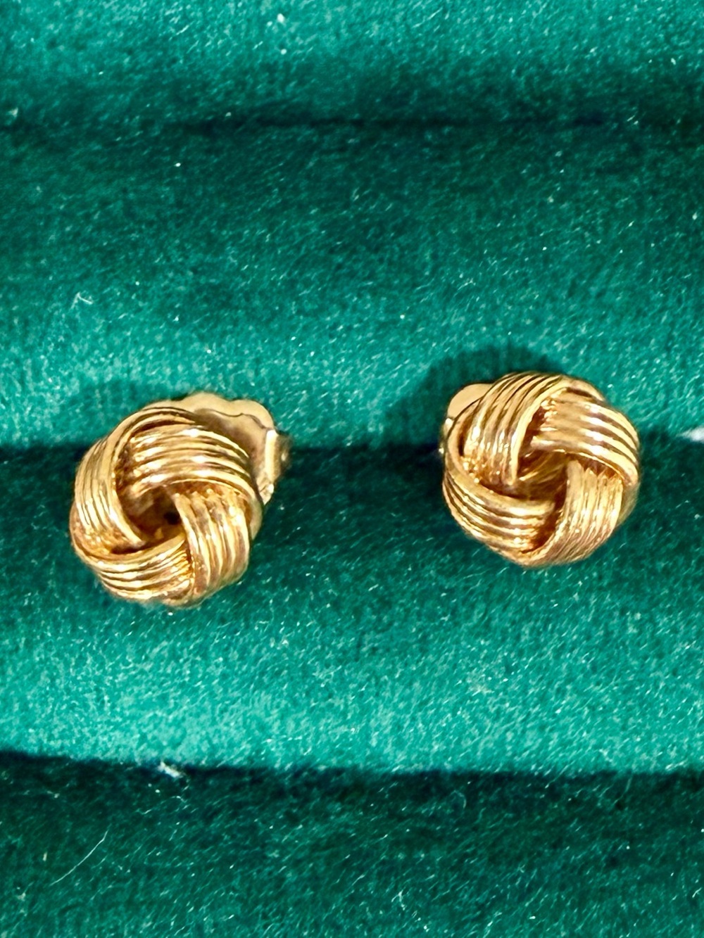 Avon Gold Knot Stud Earrings